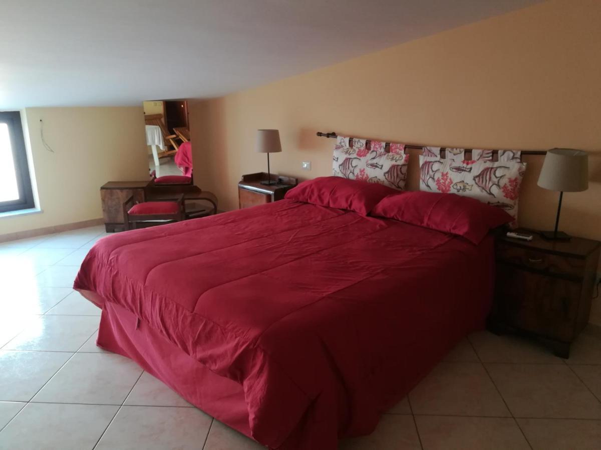 Casa Carmelo Lejlighed Nizza di Sicilia Eksteriør billede