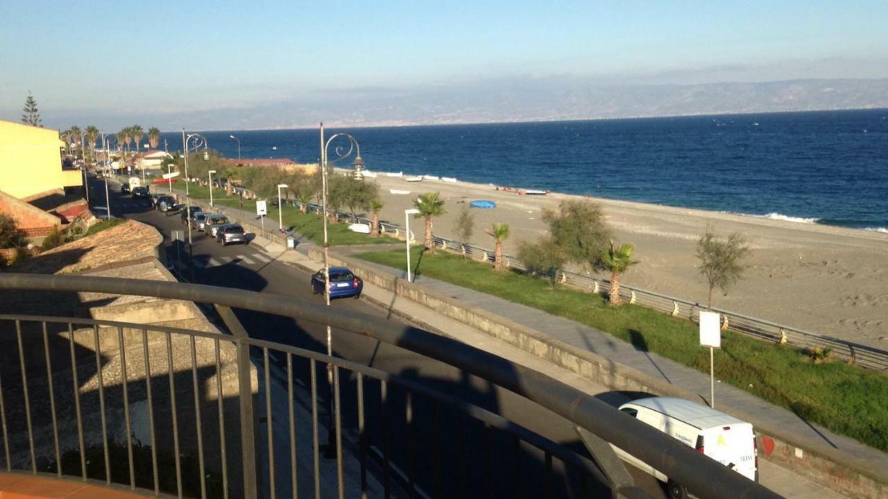 Casa Carmelo Lejlighed Nizza di Sicilia Eksteriør billede